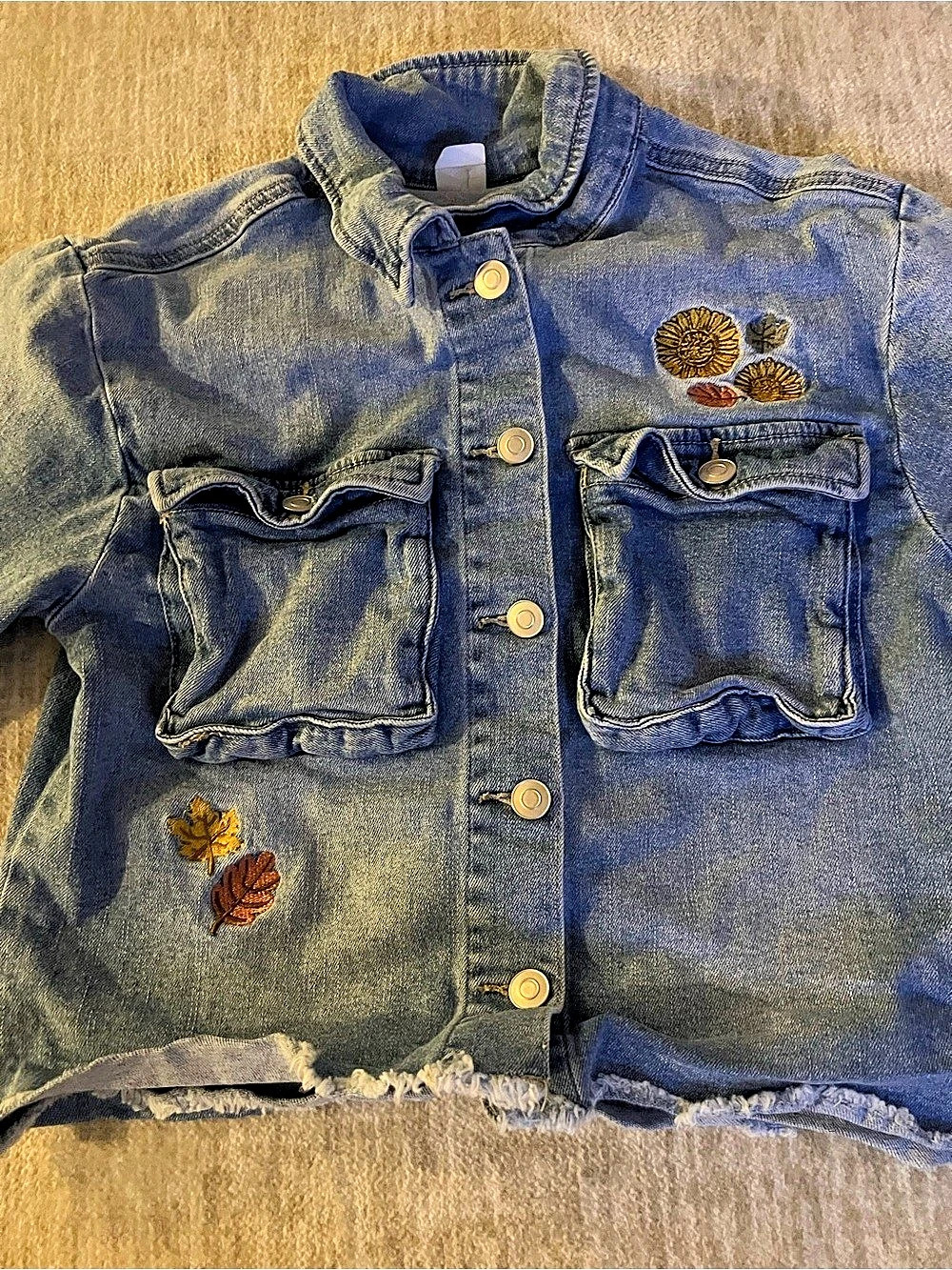 Maurices Floral Embroidered Cropped Denim Jacket Girls XL Blue